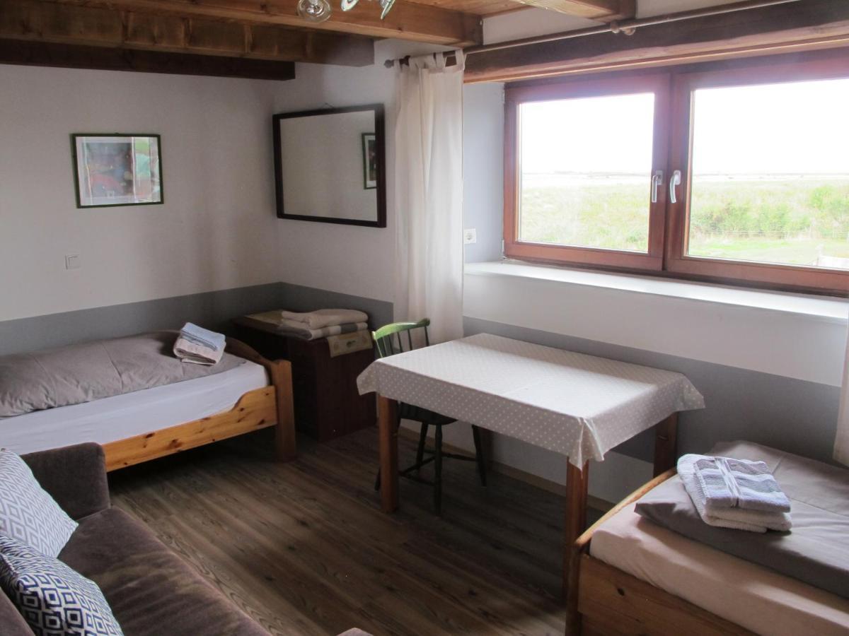 Hof Rickelsbuell - Nordseeurlaub Auf Dem Biobauernhof